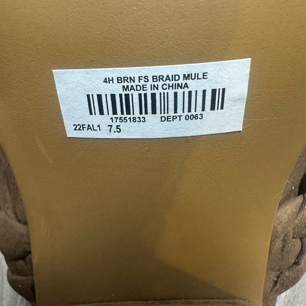 Torrid Women's Brown Faux Suede Braided Mules‎ Slip-On Size 7.5 Wide NWOT! - Picture 11 of 11